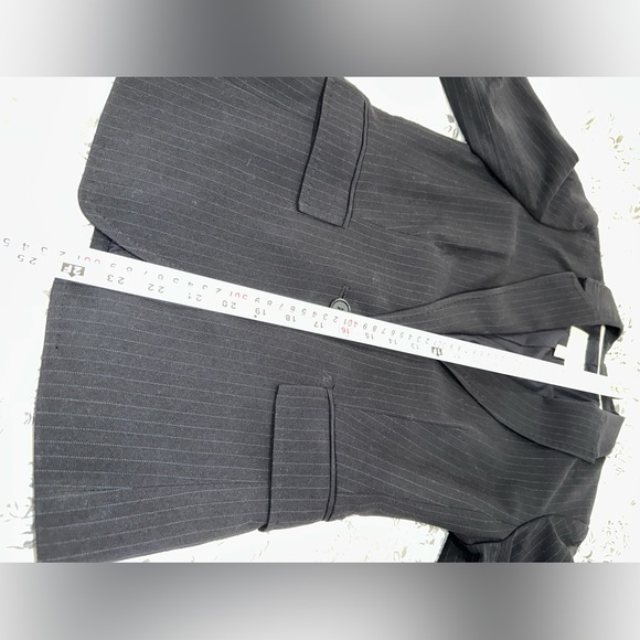 Banana Republic Factory navy striped blazer - Picture 7 of 7